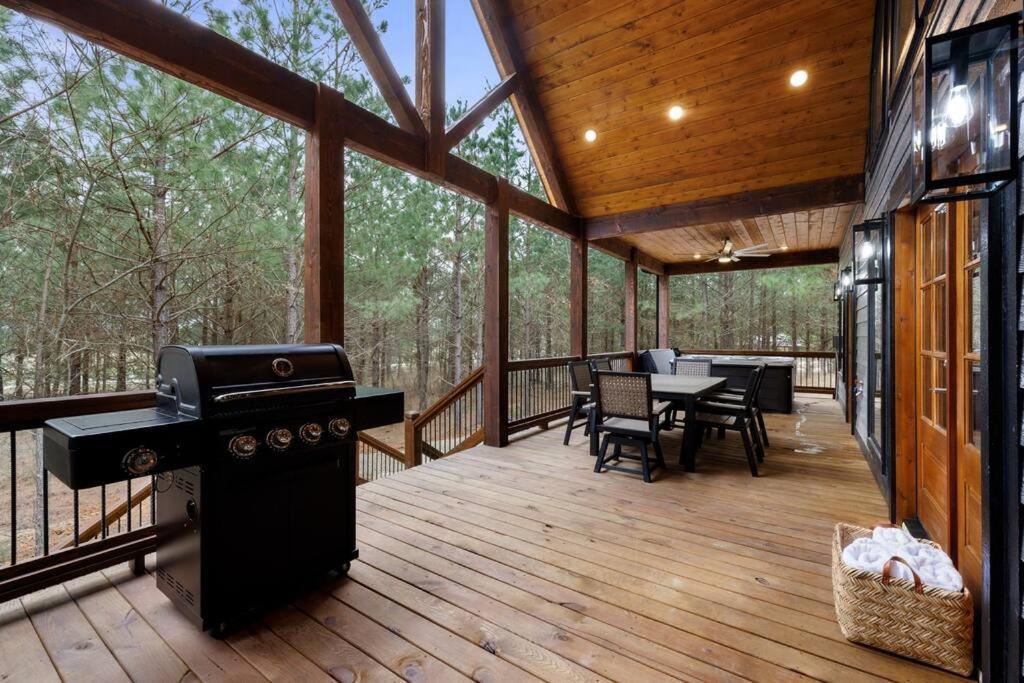 Lone Pine Lodge. Brand New! 2 Bedroom Luxury Cabin. Broken Bow Buitenkant foto